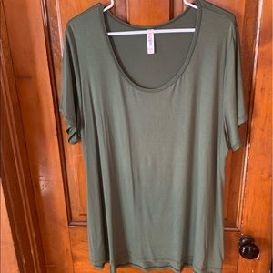 LuLaRoe Classic-T